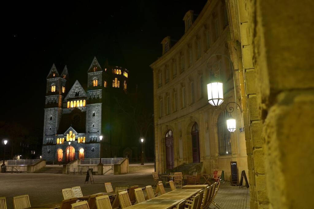 La Chambre Noire Au Coeur De Мец Экстерьер фото